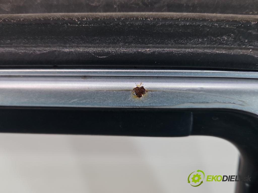 Honda CR-V II 2001-2006 2.0 16V 150 HP manual 110 kW 1998 cm3 5- dvere zadné ľavé  (Kľučka dverí ostatné)