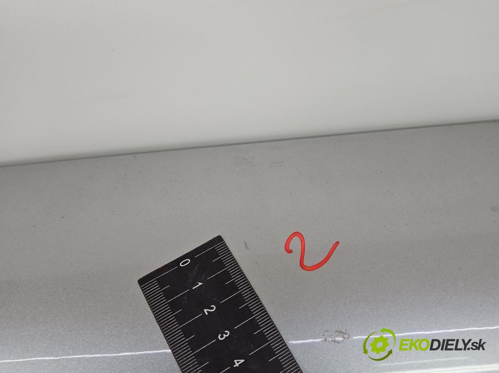 Honda CR-V II 2001-2006 2.0 16V 150 HP manual 110 kW 1998 cm3 5- zadna kufor  (Kapota zadná (kufor))