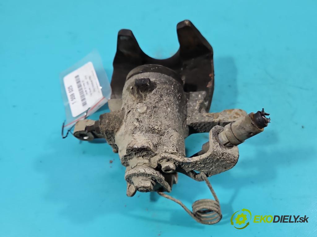 Fiat Scudo II 2006-2016 2.0 jtd 120 hp manual 88 kW 1997 cm3 5- brzdič zadní levý  (Klika dveří ostatní)