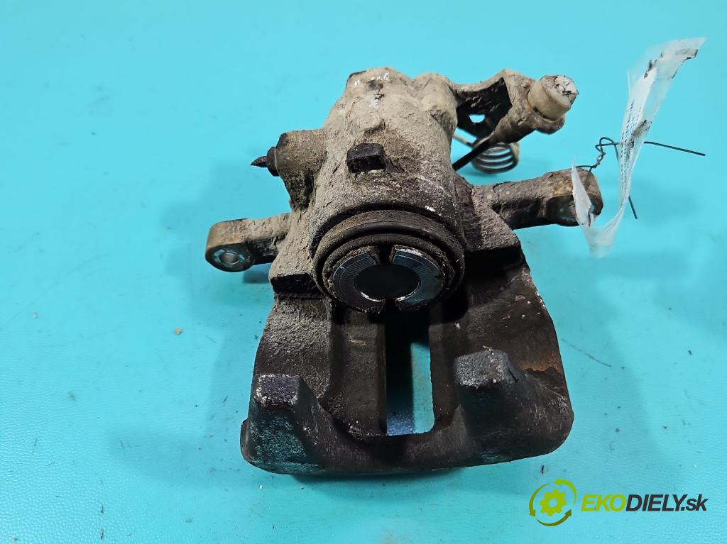 Fiat Scudo II 2006-2016 2.0 jtd 120 HP manual 88 kW 1997 cm3 5- brzdič zadné pravý  (Kľučka dverí ostatné)