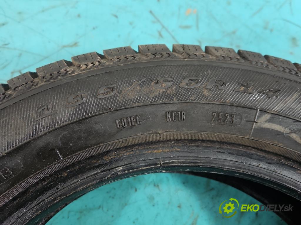 Toyota Aygo 2005-2014 1.0 12V 68 HP manual 50 kW 998 cm3 5- pneumatika zimné pár