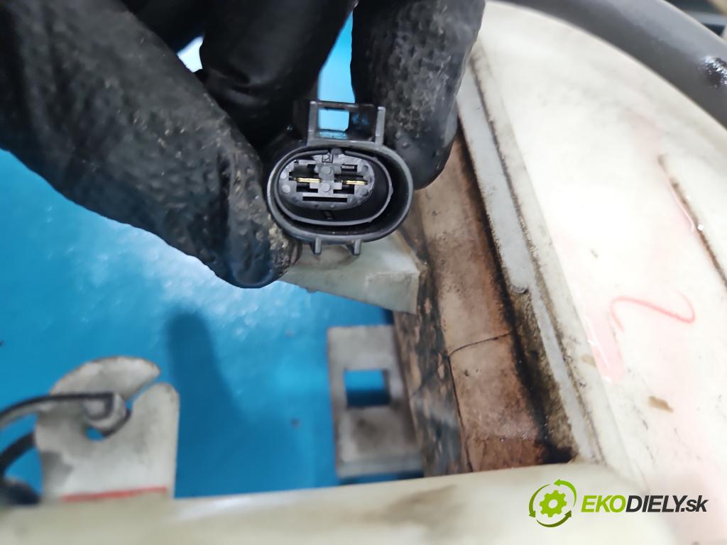 Toyota Aygo 2005-2014 1.0 12V 68 HP manual 50 kW 998 cm3 5- Ventilátor chladiča 16360-0Q020