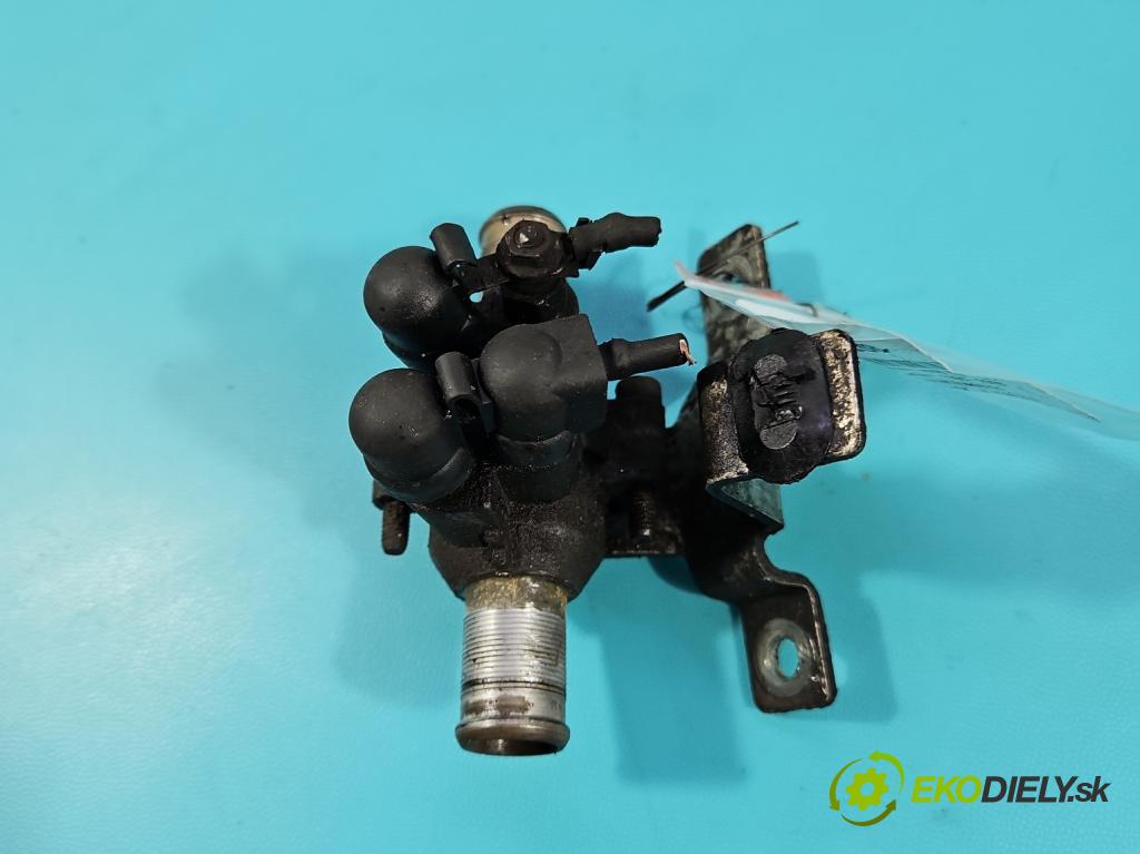 Peugeot Partner I 1996-2008 1.6 hdi 75 HP manual 55.2 kW 1560 cm3 5- Ohrievač: voda:  (Ohrievanie, ventilácia)