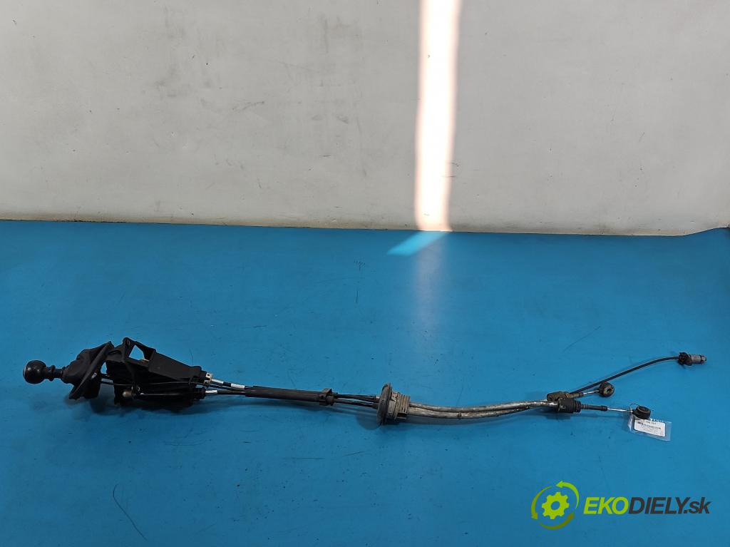 Fiat Scudo II 2006-2016 2.0 jtd 120 hp manual 88 kW 1997 cm3 5- kulisa změny stupňová  (Řadicí páka (kulisa) )