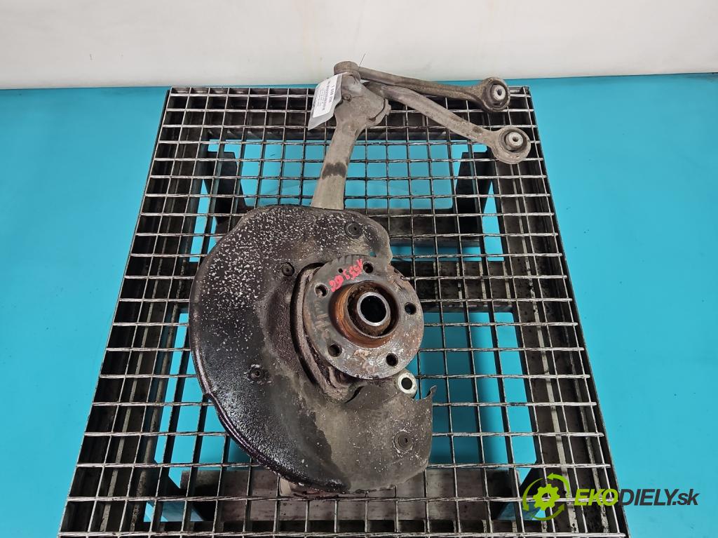 Audi A4 B8 2007-2015 2.0 tdi 143 hp manual 105 kW 1968 cm3 5- náboj levé  (Náboj kola)