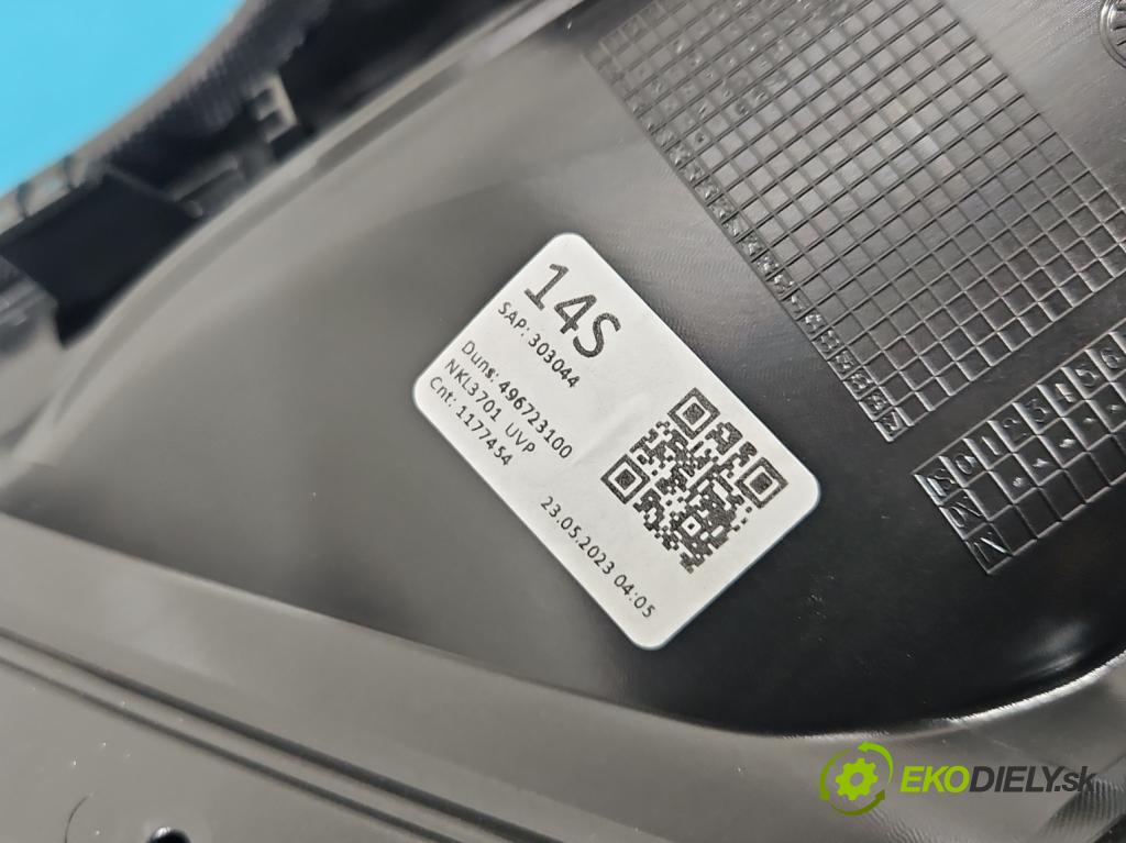 Skoda Scala 2019- 1.5 TSI 150 HP manual 110 kW 1498 cm3 5- Čalounictví: dvere predné ľavé