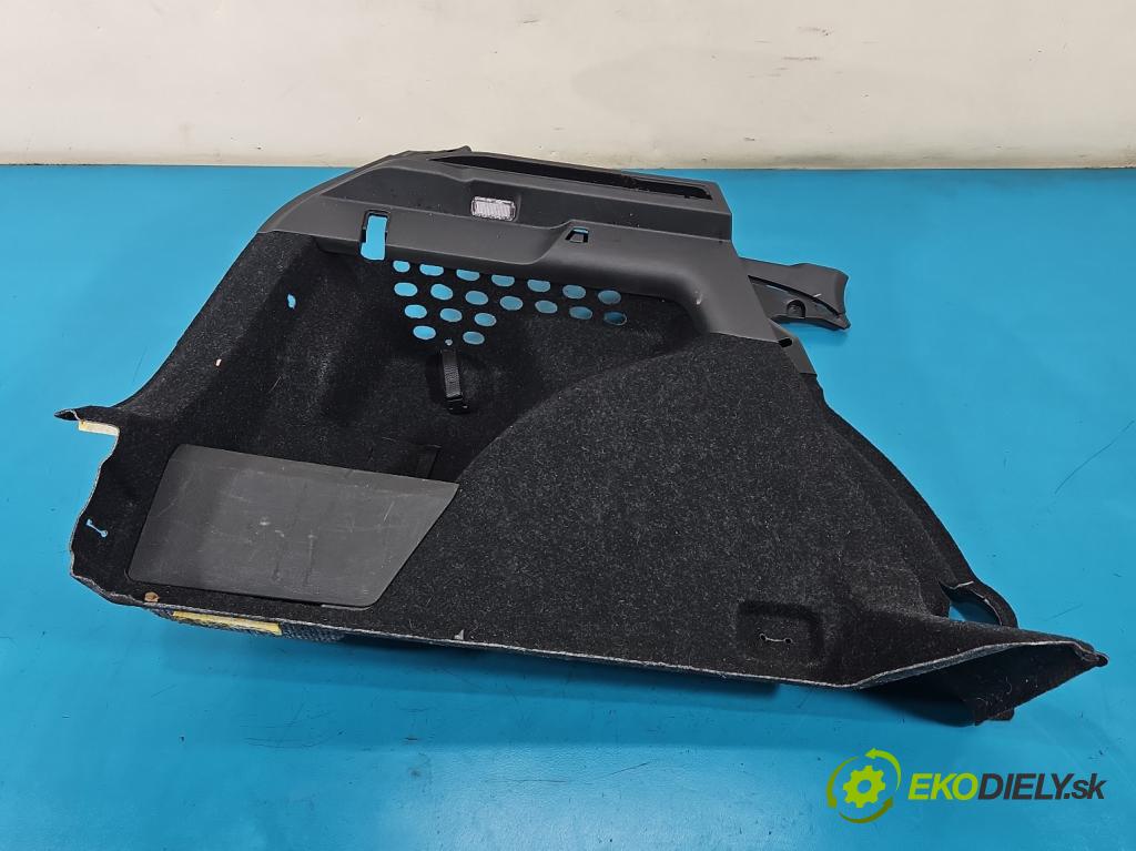 Skoda Scala 2019- 1.5 TSI 150 HP manual 110 kW 1498 cm3 5- Čalounictví: kufra: ľavé 657867427D