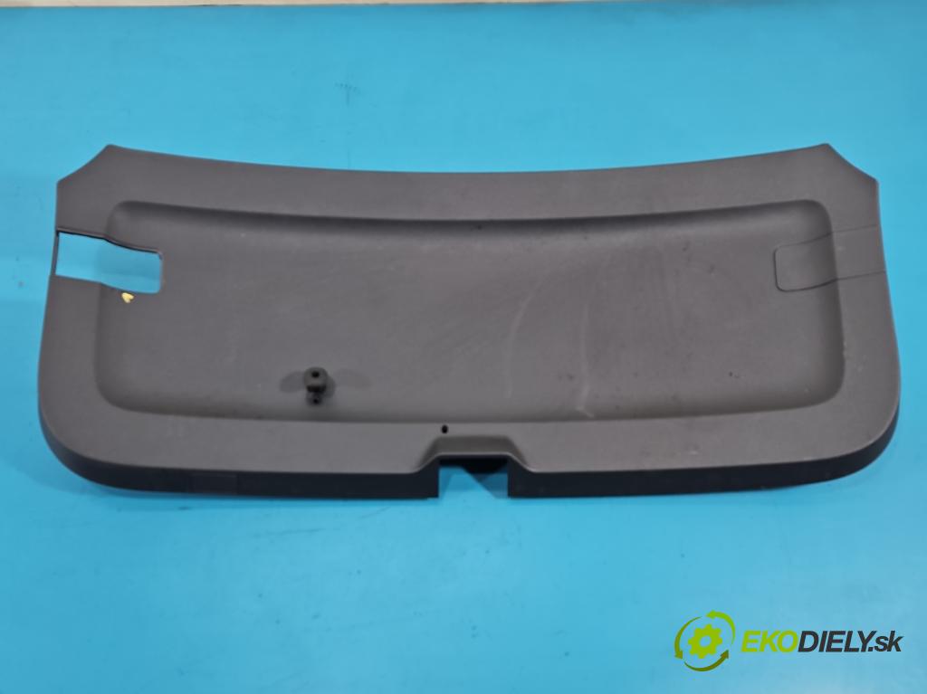 Skoda Scala 2019- 1.5 TSI 150 HP manual 110 kW 1498 cm3 5- Čalounictví: kufrové dvere 657867605