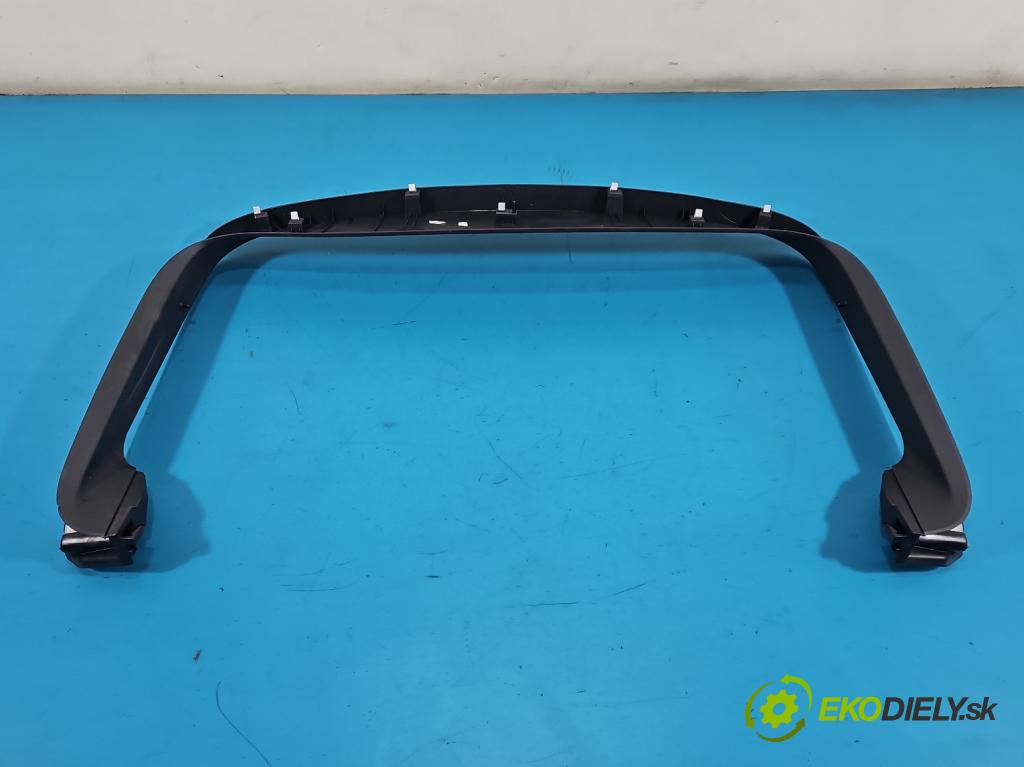 Skoda Scala 2019- 1.5 TSI 150 HP manual 110 kW 1498 cm3 5- Čalounictví: kufrové dvere 657867605