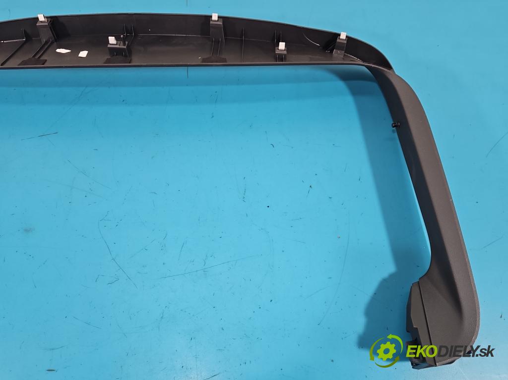 Skoda Scala 2019- 1.5 TSI 150 HP manual 110 kW 1498 cm3 5- Čalounictví: kufrové dvere 657867605