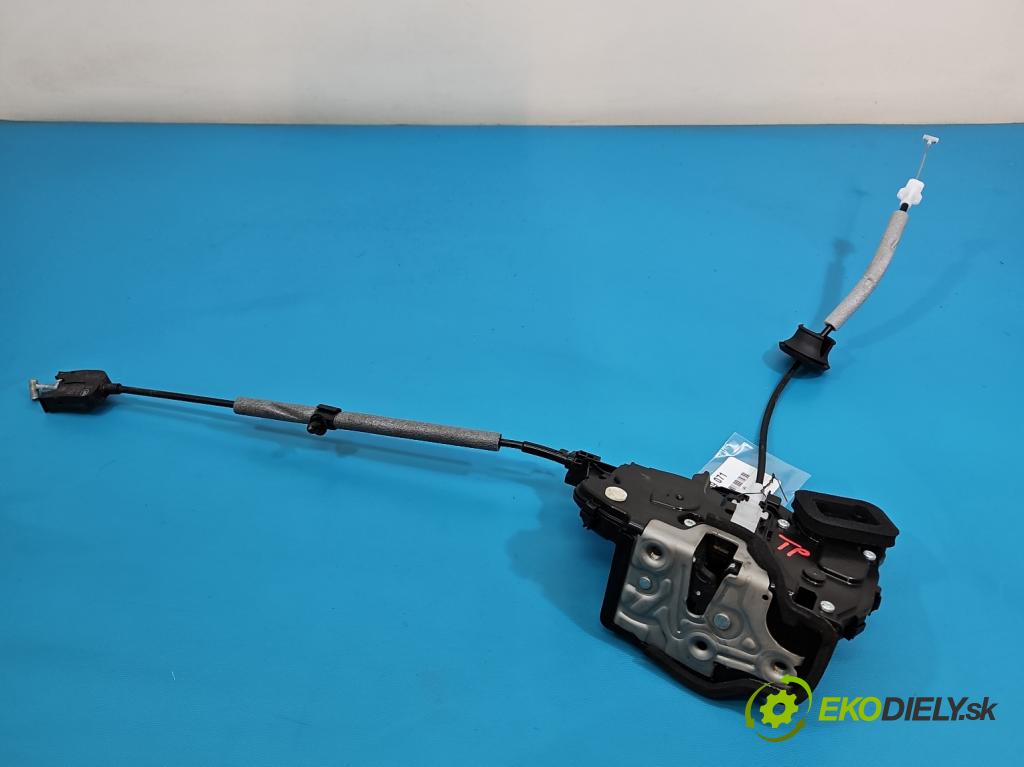 Skoda Scala 2019- 1.5 TSI 150 HP manual 110 kW 1498 cm3 5- zámok zadné pravý 10A839016B