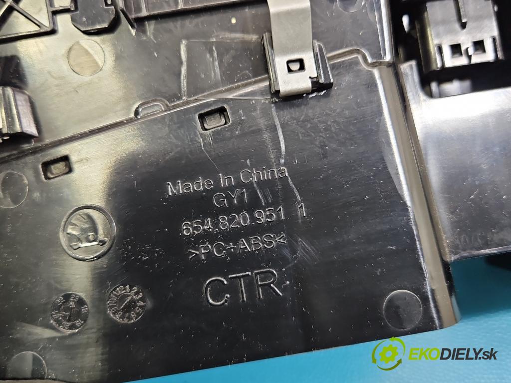 Skoda Scala 2019- 1.5 TSI 150 HP manual 110 kW 1498 cm3 5- Mřížka: kúrenia stredová 654820951 (Mriežka kúrenia (fukár))