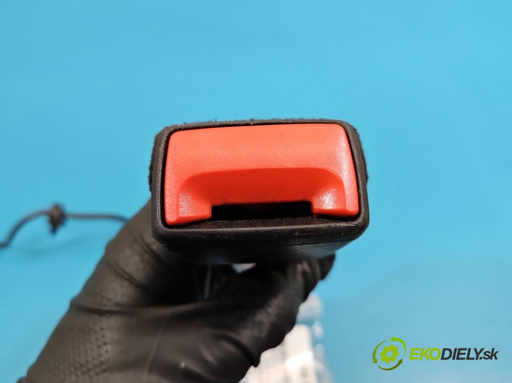 Skoda Scala 2019- 1.5 TSI 150 HP manual 110 kW 1498 cm3 5- pas bezpečnosť: predné ľavý 654857755A