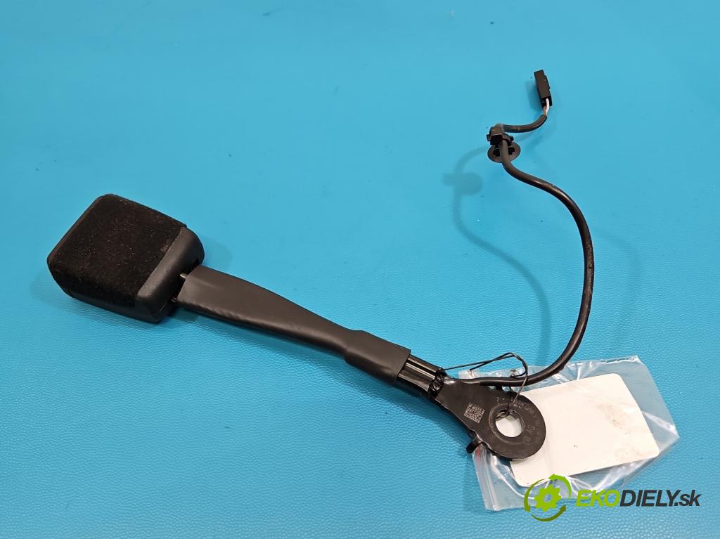 Skoda Scala 2019- 1.5 TSI 150 HP manual 110 kW 1498 cm3 5- pas bezpečnosť: predné ľavý 654857755A