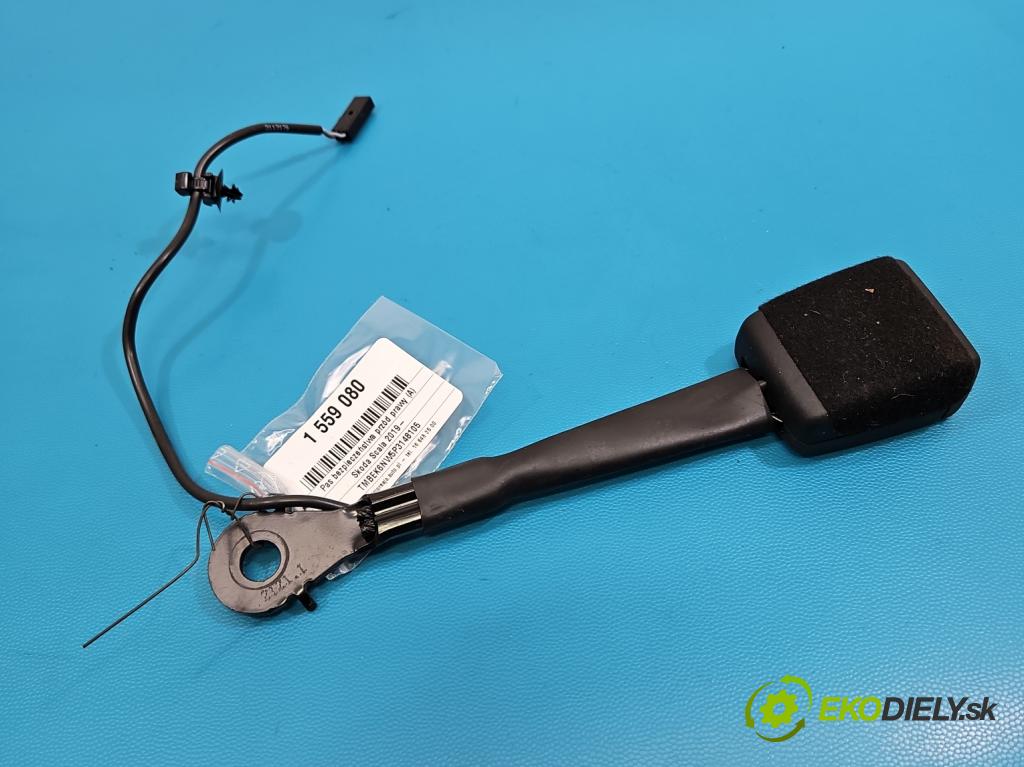 Skoda Scala 2019- 1.5 TSI 150 HP manual 110 kW 1498 cm3 5- pas bezpečnosť: predné pravý 654857755A