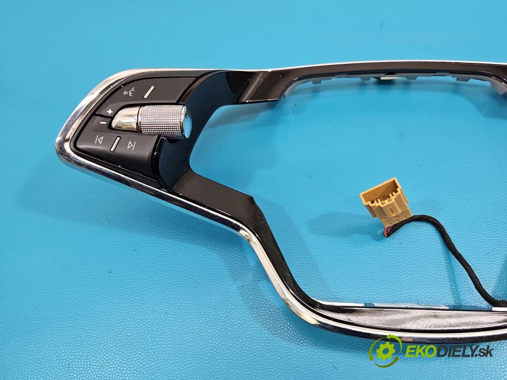 Skoda Scala 2019- 1.5 TSI 150 HP manual 110 kW 1498 cm3 5- prepínač multifunkční: řízení: 5E3919719H (Prepínacie páčky pod volantom)