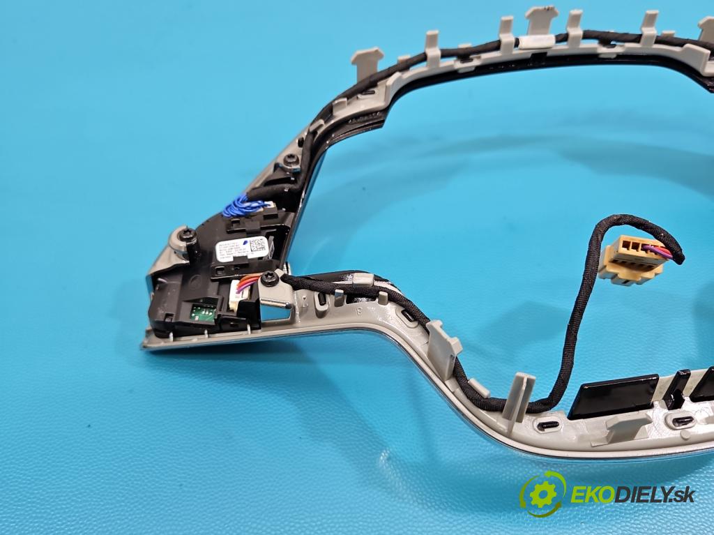 Skoda Scala 2019- 1.5 TSI 150 HP manual 110 kW 1498 cm3 5- prepínač multifunkční: řízení: 5E3919719H (Prepínacie páčky pod volantom)