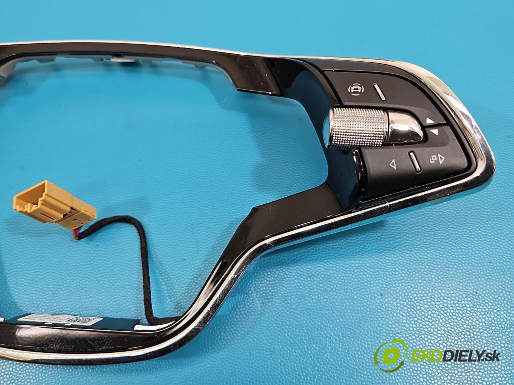 Skoda Scala 2019- 1.5 TSI 150 HP manual 110 kW 1498 cm3 5- prepínač multifunkční: řízení: 5E3919719H (Prepínacie páčky pod volantom)