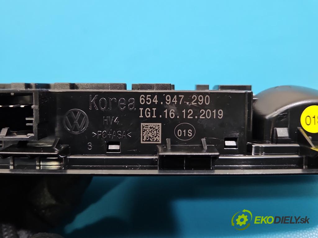 Skoda Scala 2019- 1.5 TSI 150 HP manual 110 kW 1498 cm3 5- svetlo / reflektor interiéra 654947290