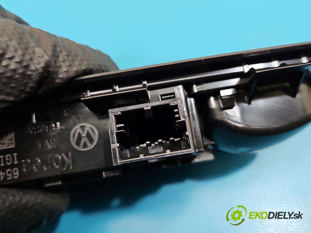 Skoda Scala 2019- 1.5 TSI 150 HP manual 110 kW 1498 cm3 5- svetlo / reflektor interiéra 654947290