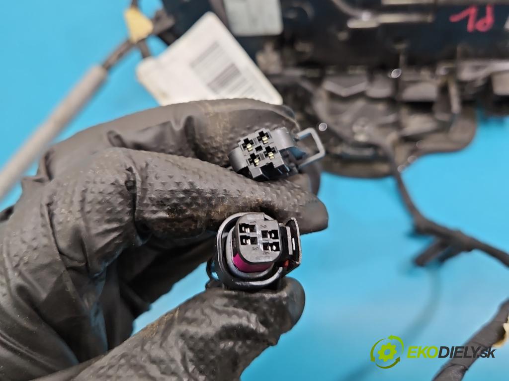 Skoda Scala 2019- 1.5 TSI 150 HP manual 110 kW 1498 cm3 5- zámok predné ľavý 10B837015B