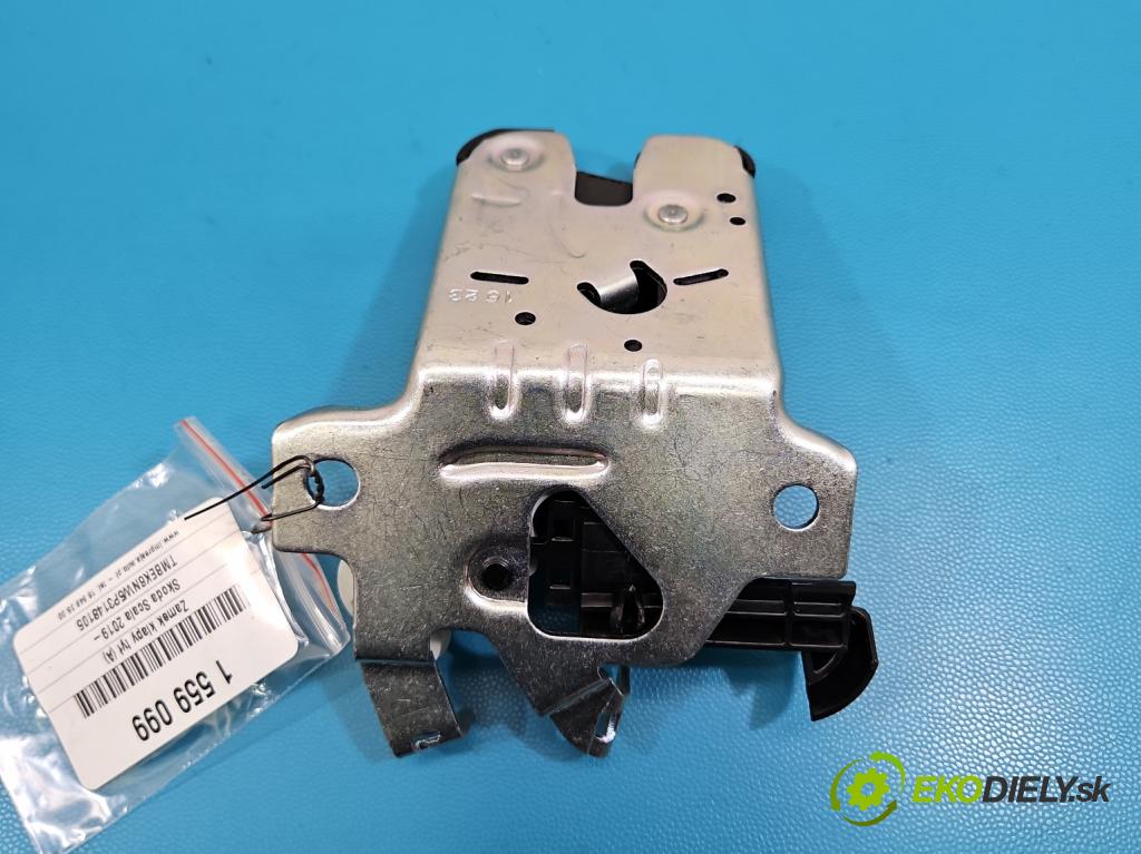 Skoda Scala 2019- 1.5 TSI 150 HP manual 110 kW 1498 cm3 5- zámok kufrové dvere zadné 654827505