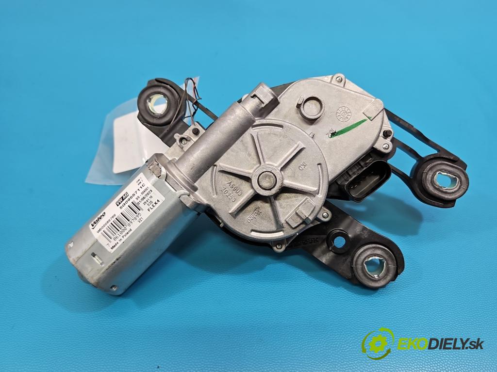 Skoda Scala 2019- 1.5 TSI 150 HP manual 110 kW 1498 cm3 5- motor stieračov zadné 5G0955711C