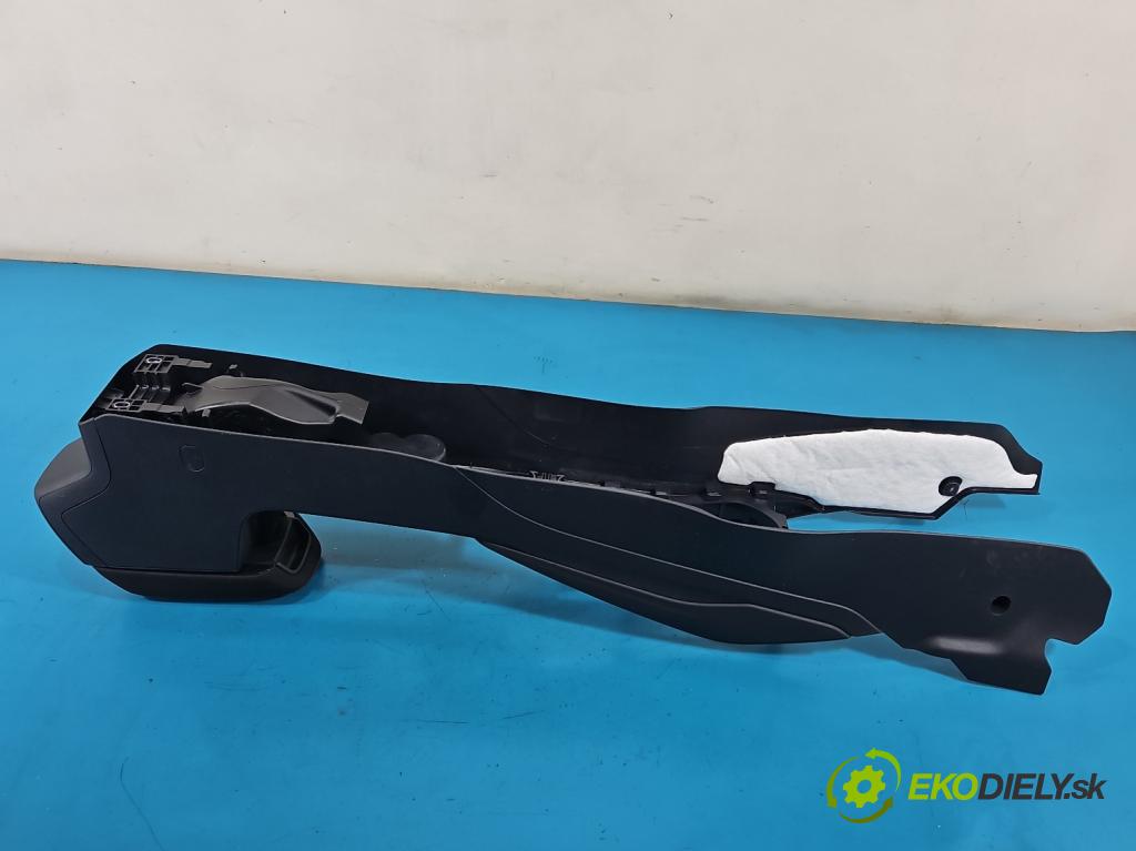 Skoda Scala 2019- 1.5 TSI 150 hp manual 110 kW 1498 cm3 5- loketní opěrka  (Loketní opěrka)