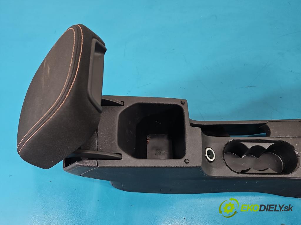 Skoda Scala 2019- 1.5 TSI 150 hp manual 110 kW 1498 cm3 5- loketní opěrka  (Loketní opěrka)