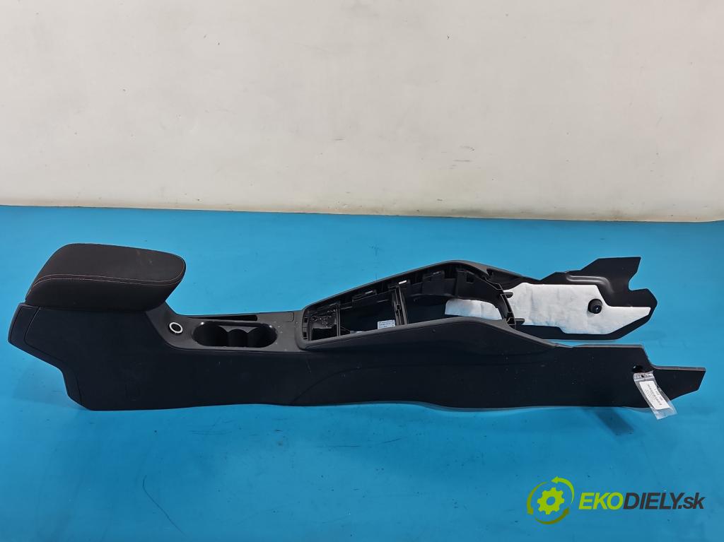 Skoda Scala 2019- 1.5 TSI 150 hp manual 110 kW 1498 cm3 5- loketní opěrka  (Loketní opěrka)