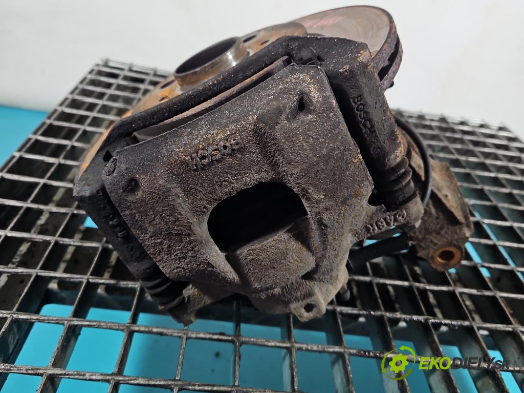 Toyota Aygo 2005-2014 1.0 12V 68 HP manual 50 kW 998 cm3 5- brzdič predné pravý  (Kľučka dverí ostatné)