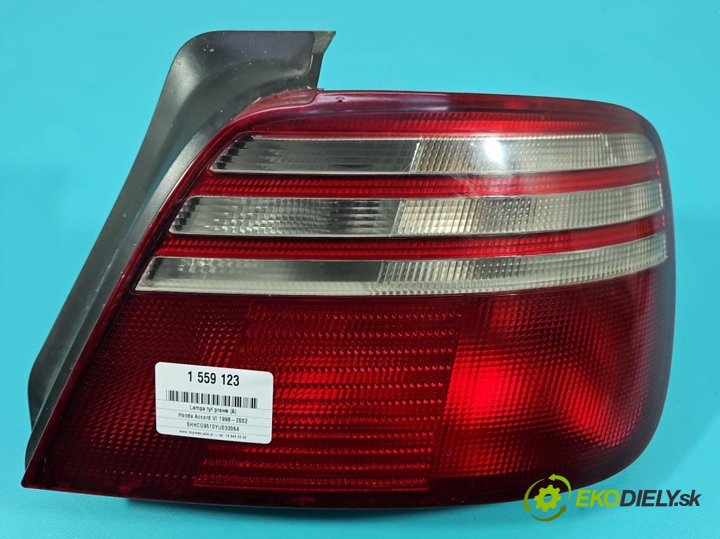 Honda Accord VI 1998-2002 2.0 16V 147 hp manual 108 kW 1997 cm3 4- světlo zadní pravé  (Klika dveří ostatní)