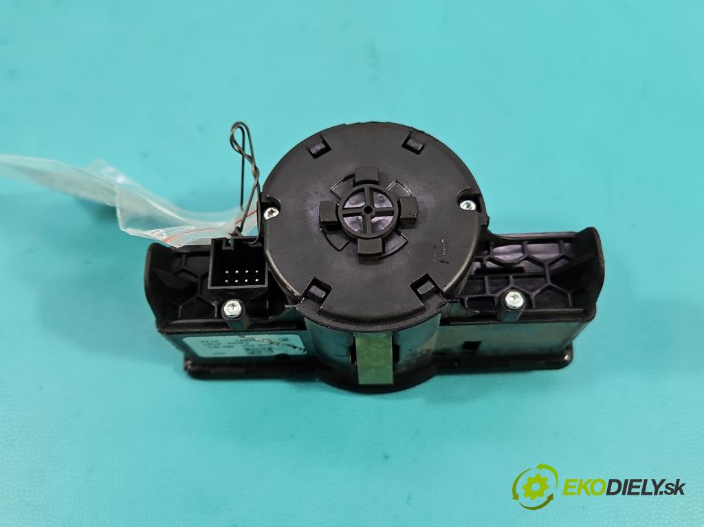 Mercedes B W246  2011-2018 2.1 cdi 136 HP automatic 100 kW 2143 cm3 5- prepínač světla: na doska: A2129050551