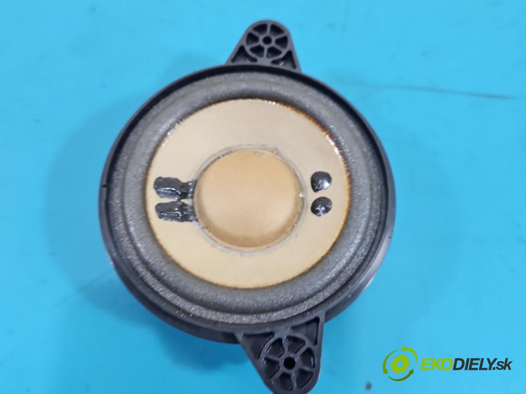 Mercedes B W246  2011-2018 2.1 cdi 136hp automatic 100 kW 2143 cm3 5- reproduktory komplet A01903104