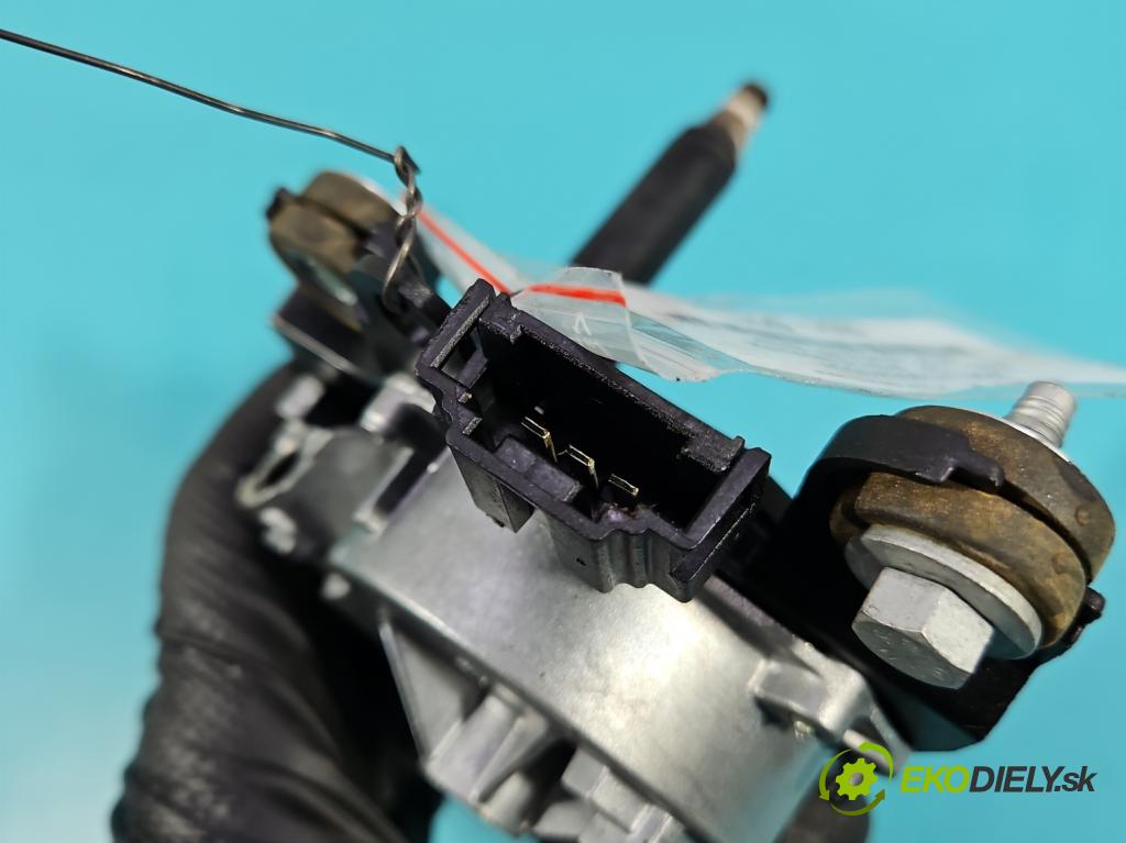 Mercedes B W246  2011-2018 2.1 cdi 136 HP automatic 100 kW 2143 cm3 5- motor stieračov zadné A2469061701