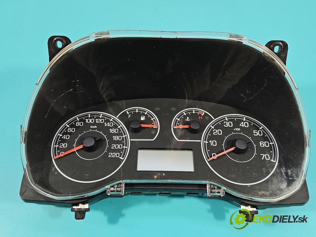 Fiat Punto Grande 1.4 8V 77 HP manual 57 kW 1368 cm3 5- prístrojovka/ budíky 51867549 (Prístrojová doska)