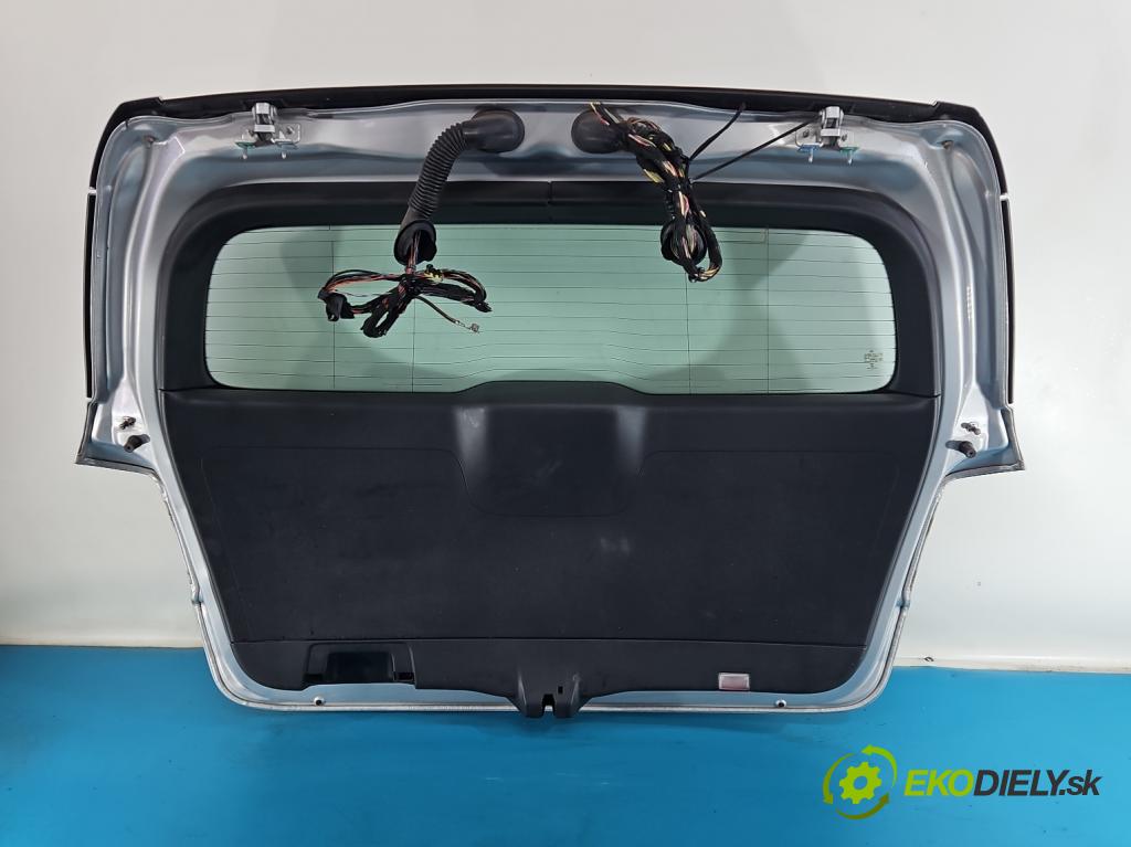 Mercedes B W246  2011-2018 2.1 cdi 136 HP automatic 100 kW 2143 cm3 5- zadna kufor  (Kapota zadná (kufor))