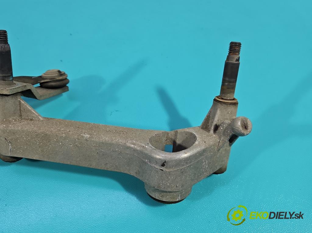 Mercedes B W246  2011-2018 2.1 cdi 136 HP automatic 100 kW 2143 cm3 5- mechanizmus stieračov A2469065900