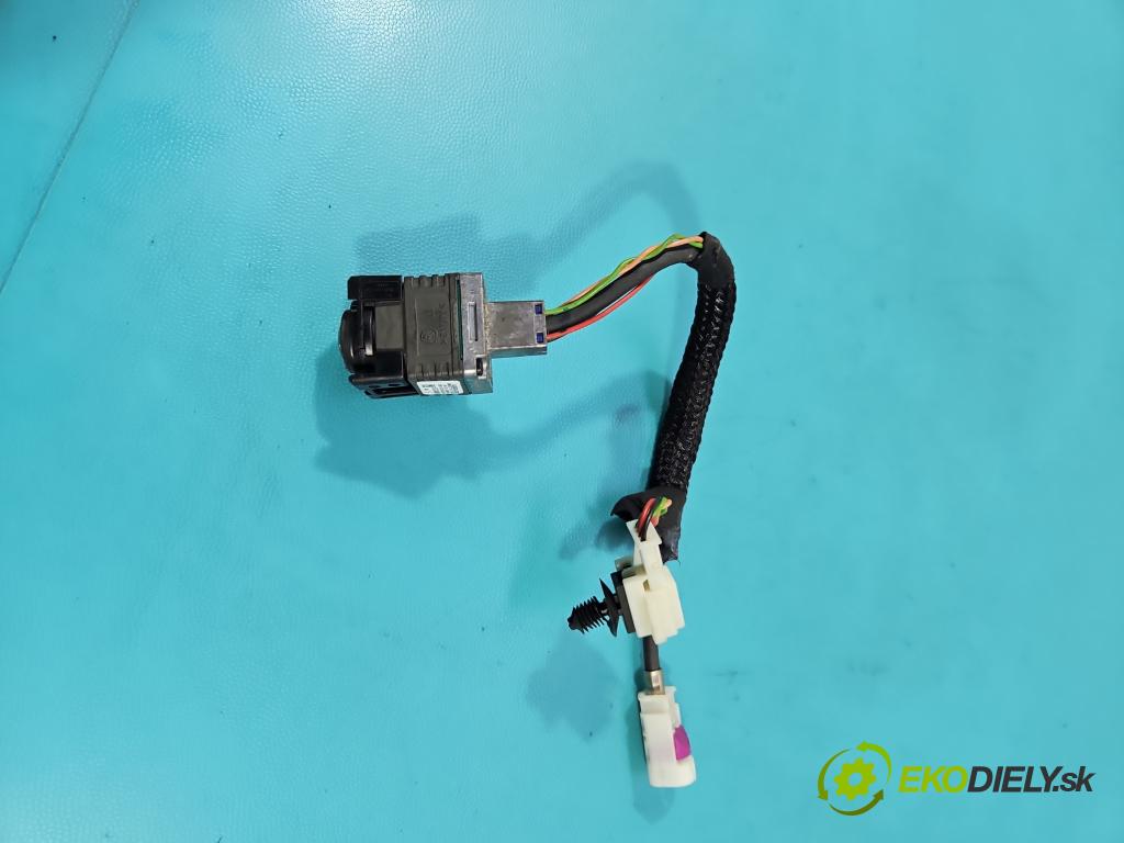 Mercedes B W246  2011-2018 2.1 cdi 136hp automatic 100 kW 2143 cm3 5- Kamera cúvaní A2469052303