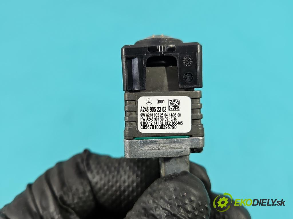 Mercedes B W246  2011-2018 2.1 cdi 136hp automatic 100 kW 2143 cm3 5- Kamera cúvaní A2469052303