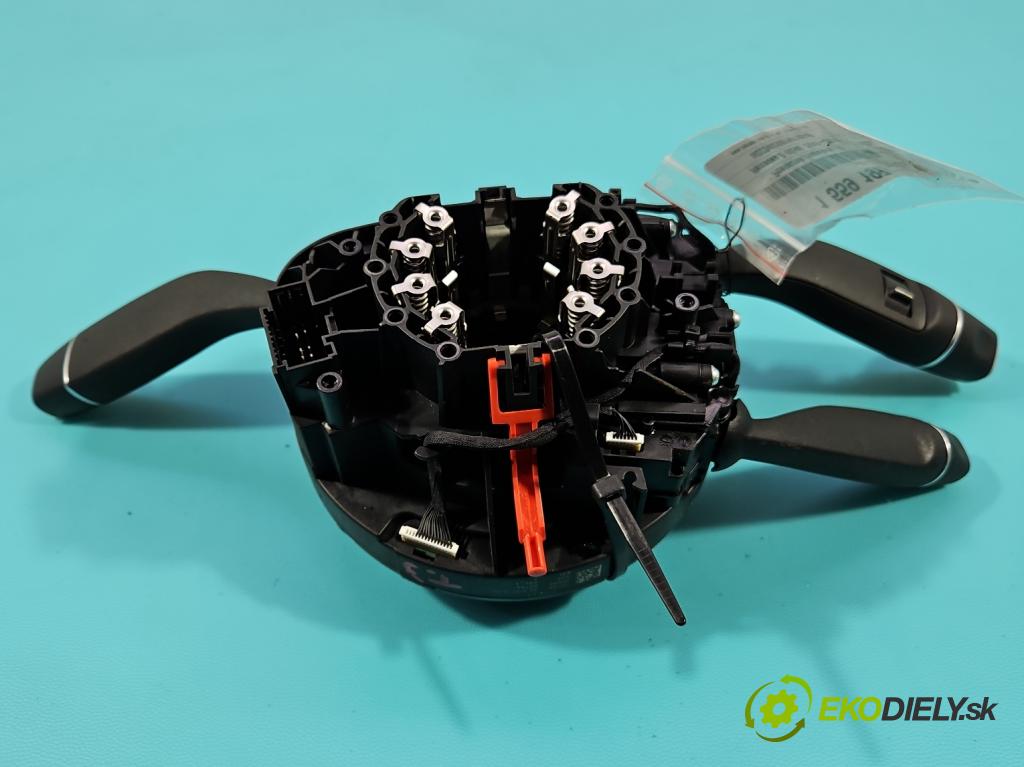 Mercedes B W246  2011-2018 2.1 cdi 136 HP automatic 100 kW 2143 cm3 5- prepínač komplex: 415466 (Prepínacie páčky pod volantom)