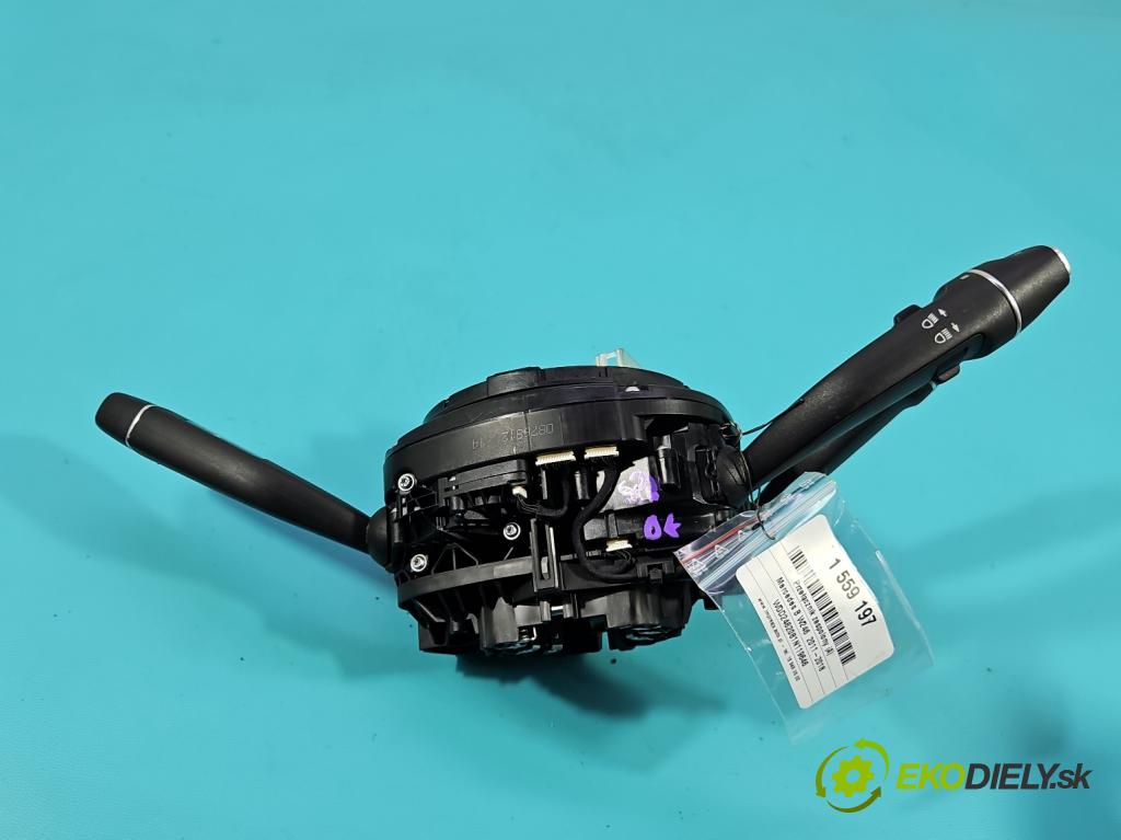 Mercedes B W246  2011-2018 2.1 cdi 136 HP automatic 100 kW 2143 cm3 5- prepínač komplex: 415466 (Prepínacie páčky pod volantom)