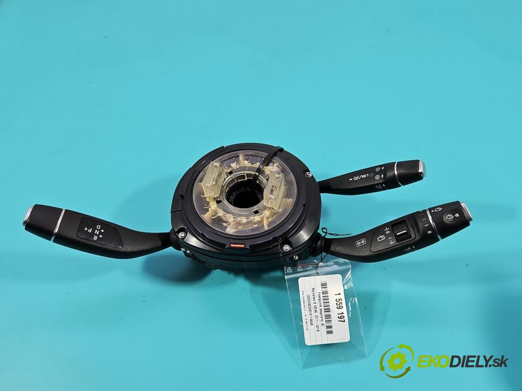 Mercedes B W246  2011-2018 2.1 cdi 136 HP automatic 100 kW 2143 cm3 5- prepínač komplex: 415466 (Prepínacie páčky pod volantom)