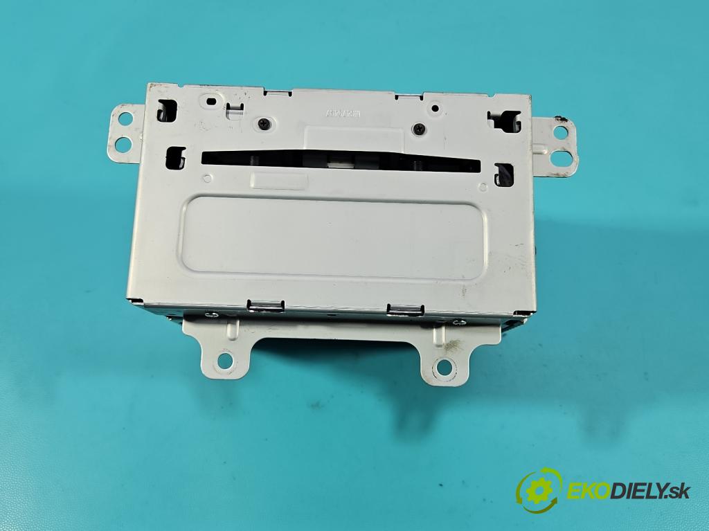 Opel Meriva B 2010-2017 1.4 16V 101 HP manual 74 kW 1398 cm3 5- Radio originál 23348239