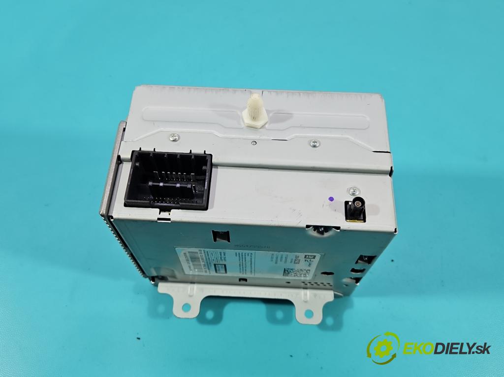 Opel Meriva B 2010-2017 1.4 16V 101 HP manual 74 kW 1398 cm3 5- Radio originál 23348239