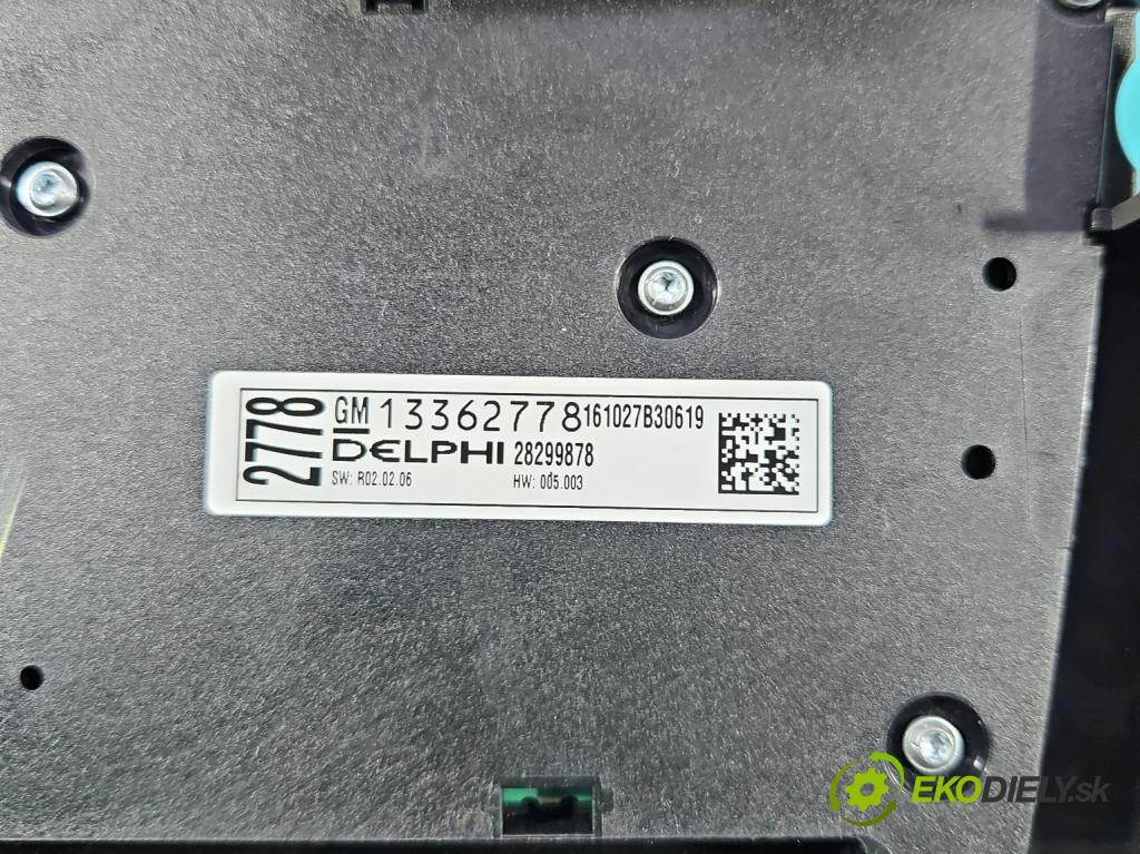 Opel Meriva B 2010-2017 1.4 16V 101 HP manual 74 kW 1398 cm3 5- Radio originál 23348239