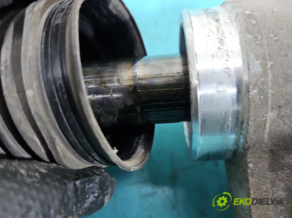 Mercedes B W246  2011-2018 2.1 cdi 136hp automatic 100 kW 2143 cm3 5- řízení volant 6700003026A