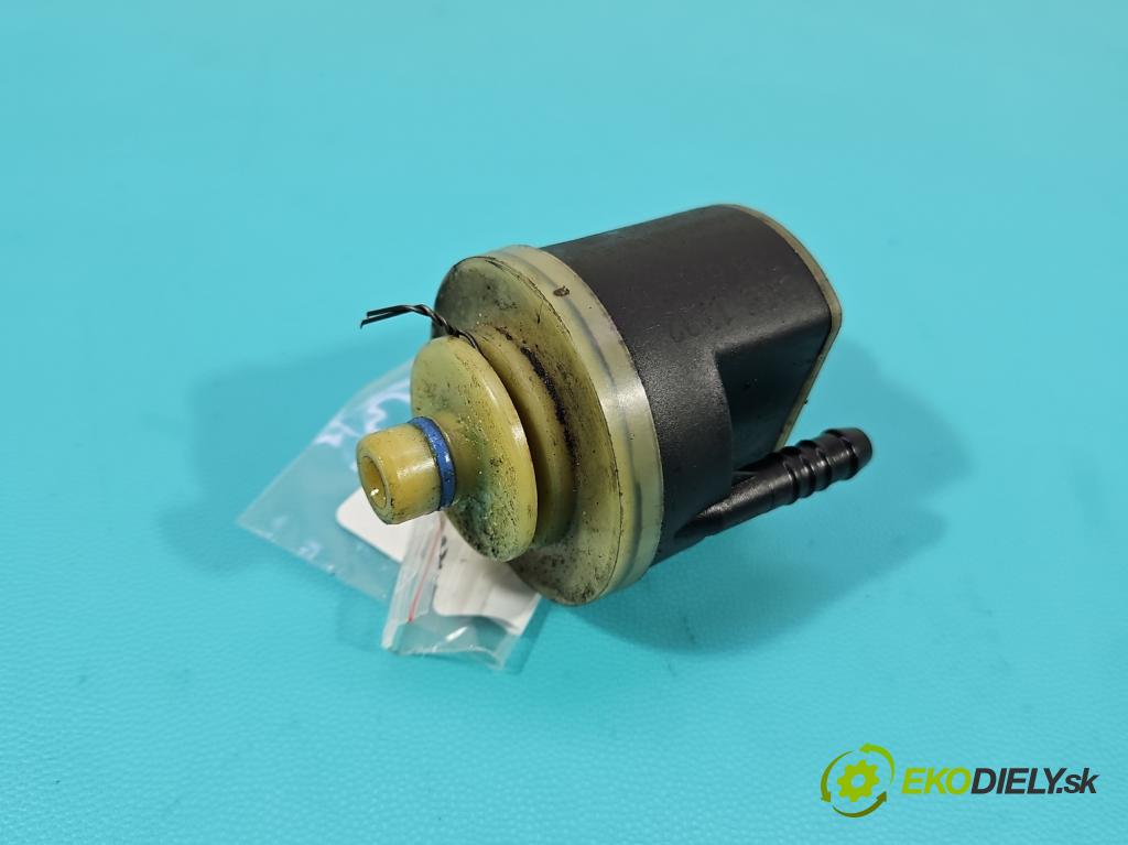 Bmw 3 E90 2005-2013 2.0d M47 163 HP manual 120 kW 1995 cm3 5- Ohrievač: palivo 7793673-02