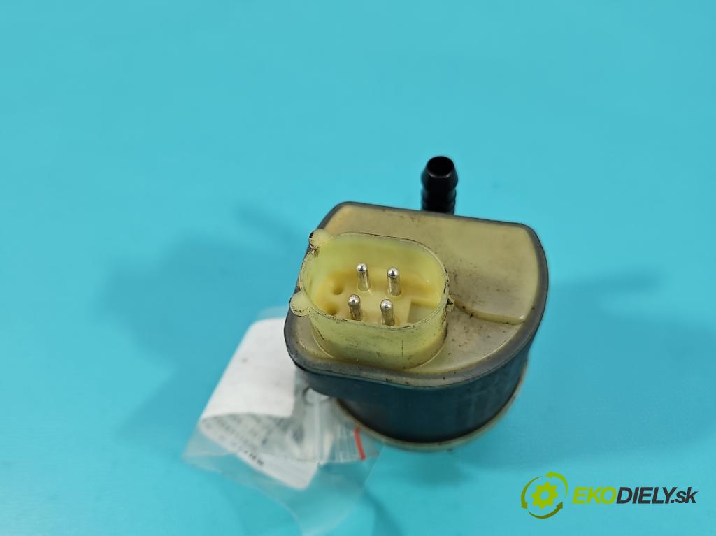 Bmw 3 E90 2005-2013 2.0d M47 163 hp manual 120 kW 1995 cm3 5- Ohřívač: paliva 7793673-02