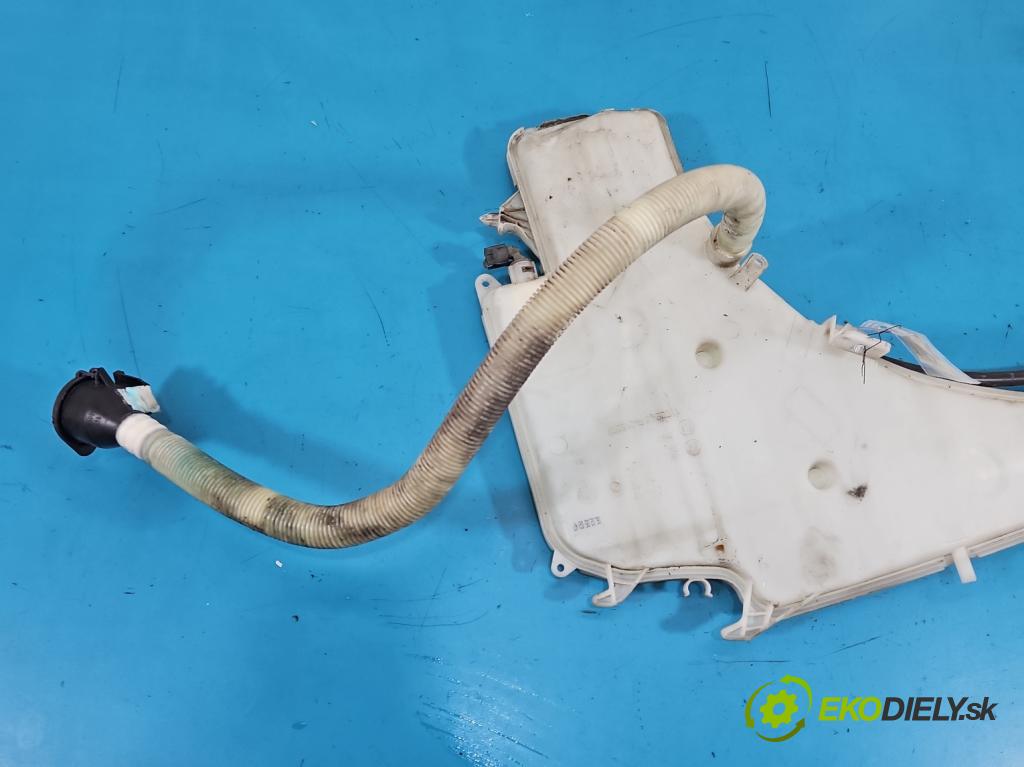 Bmw 3 E90 2005-2013 2.0d 163 HP manual 120 kW 1995 cm3 5- nádržka tekutina: ostrekovačov 7124231-12